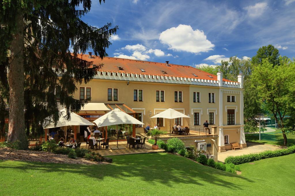 Chateau St. Havel - Wellness Hotel Prague Exterior photo